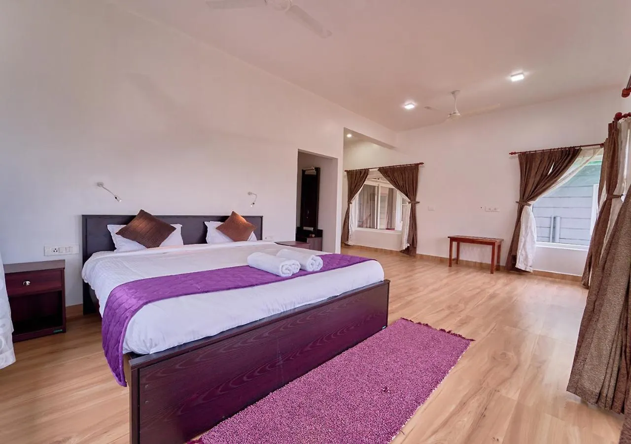 Hotel Priyas Villa Vagamon By Voye Homes-Scenic Mountain View