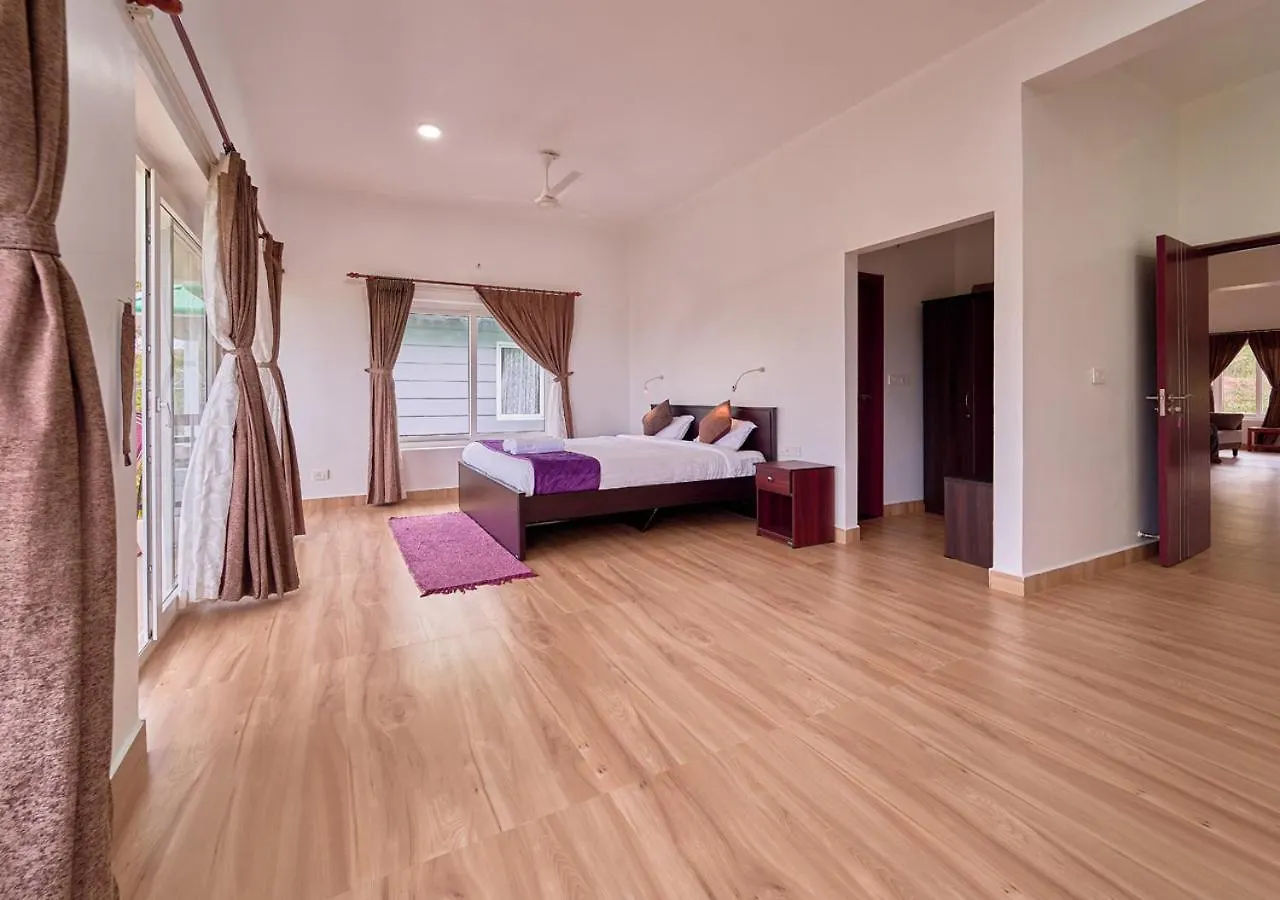 Priyas Villa Vagamon By Voye Homes-Scenic Mountain View India