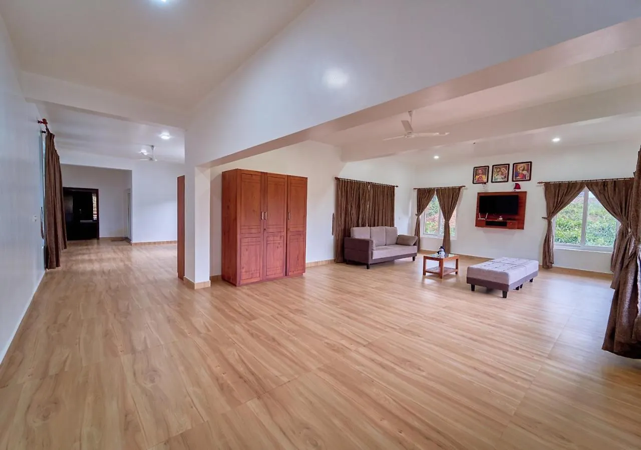 Priyas Villa Vagamon By Voye Homes-Scenic Mountain View